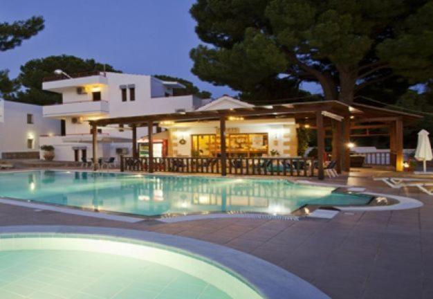 Aparthotel Pefkos Filoxenia Pefki Exterior foto
